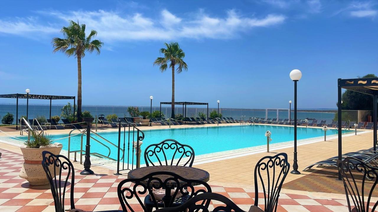 Apulia Hotel Taranto Ara Solis Лидо-Аззурро Экстерьер фото