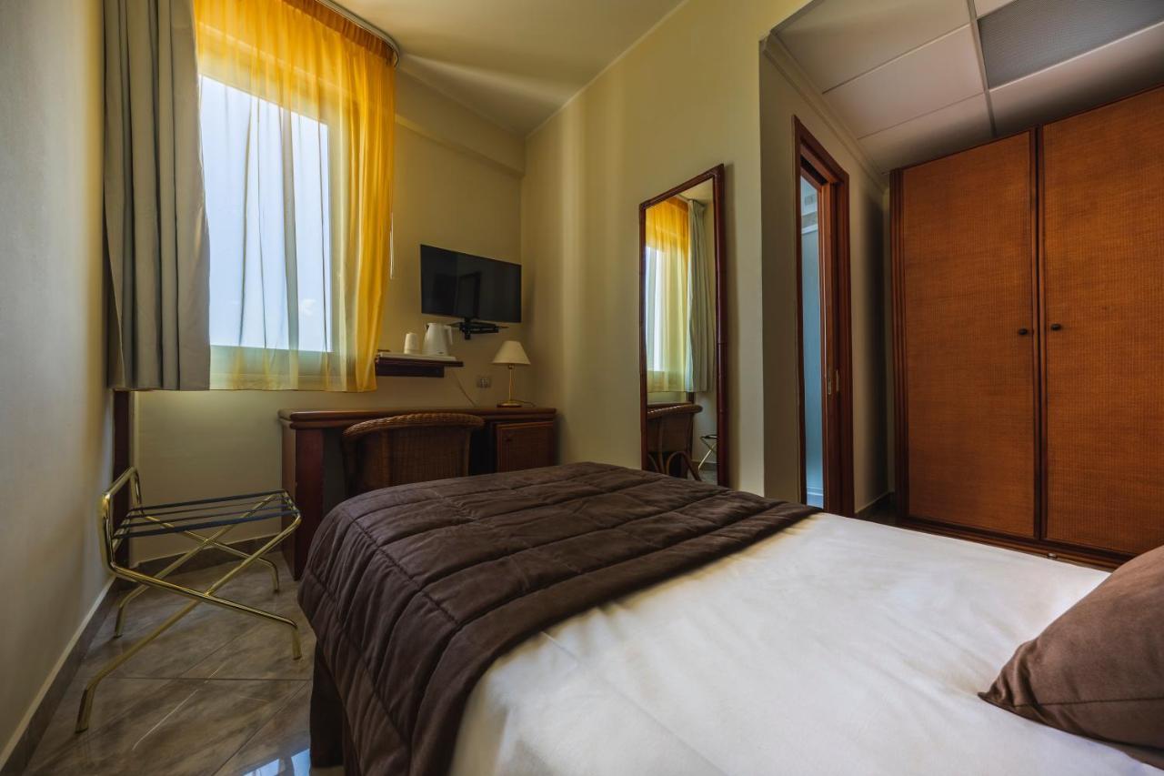 Apulia Hotel Taranto Ara Solis Лидо-Аззурро Экстерьер фото