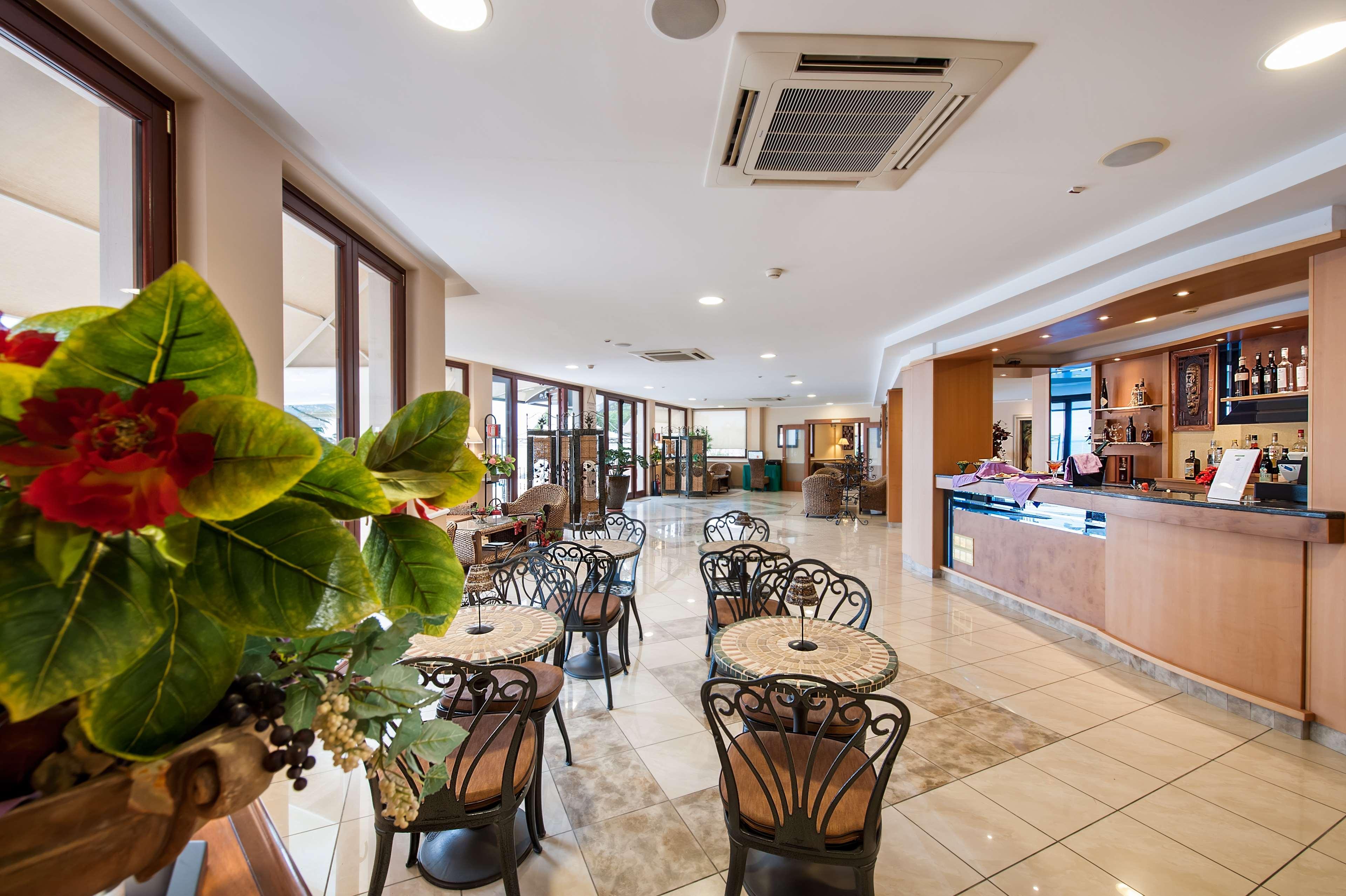 Apulia Hotel Taranto Ara Solis Лидо-Аззурро Экстерьер фото